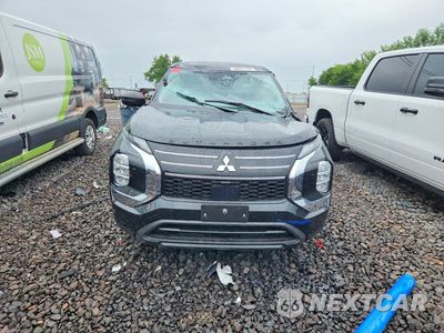 Piąte zdjęcie samochodu w środku: 2025 MITSUBISHI OUTLANDER ES VIN:JA4J4UA80SZ057263 - miniatura