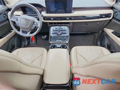 Zdjęcie 8 z 12 samochodu: 2021 LINCOLN NAUTILUS RESERVE VIN:2LMPJ8K94MBL14325 - miniatura