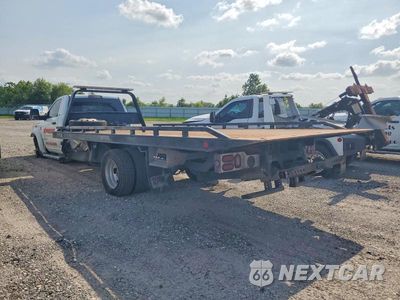 Trzecie zdjęcie samochodu z tyłu: 2024 RAM 5500 - ROLLBACK TOW TRUCK VIN:3C7WRNDL1RG137557 - miniatura