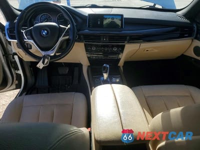 Zdjęcie 8 z 14 samochodu: 2017 BMW X5 XDRIVE35I VIN:5UXKR0C38H0V83898 - miniatura