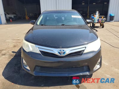 Piąte zdjęcie samochodu w środku: 2013 TOYOTA CAMRY HYBRID XLE VIN:4T1BD1FK9DU090996 - miniatura