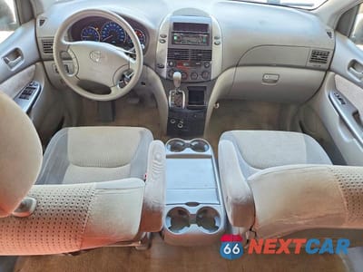 Zdjęcie 8 z 13 samochodu: 2008 TOYOTA SIENNA LE 8-PASSENGER VIN:5TDZK23C28S162952 - miniatura