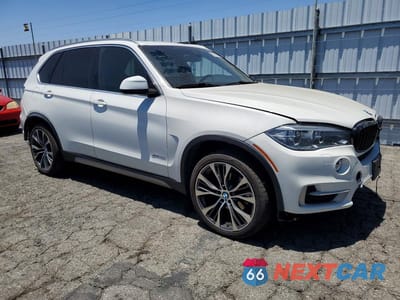 Czwarte zdjęcie samochodu z boku: 2017 BMW X5 XDRIVE35I VIN:5UXKR0C36H0X81590 - miniatura