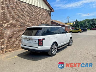 Trzecie zdjęcie samochodu z tyłu: 2020 LAND ROVER RANGE ROVER AUTOBIOGRAPHY VIN:SALGV2SE3LA571171 - miniatura