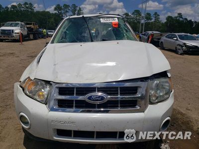 Piąte zdjęcie samochodu w środku: 2012 FORD ESCAPE XLT VIN:1FMCU0DG7CKA08254 - miniatura