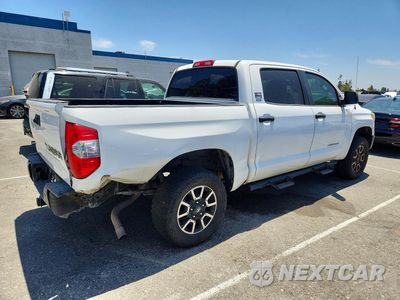 Trzecie zdjęcie samochodu z tyłu: 2016 TOYOTA TUNDRA CREWMAX SR5 VIN:5TFEM5F11GX097718 - miniatura