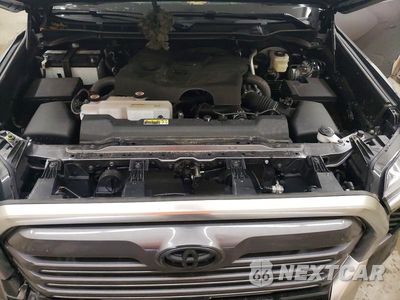 Zdjęcie 11 z 12 samochodu: 2025 TOYOTA TUNDRA CREWMAX LIMITED VIN:5TFJA5DBXSX314842 - miniatura