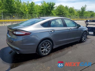 Trzecie zdjęcie samochodu z tyłu: 2013 FORD FUSION SE VIN:3FA6P0H73DR305589 - miniatura