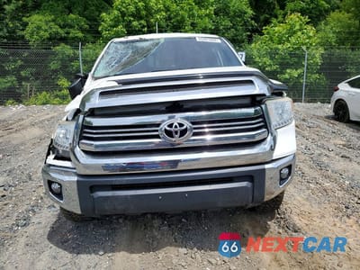 Piąte zdjęcie samochodu w środku: 2016 TOYOTA TUNDRA SR5 VIN:5TFUM5F18GX067580 - miniatura