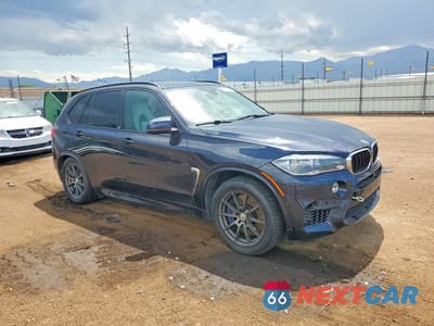 Czwarte zdjęcie samochodu z boku: 2018 BMW X5 M VIN:5YMKT6C58J0X21136 - miniatura