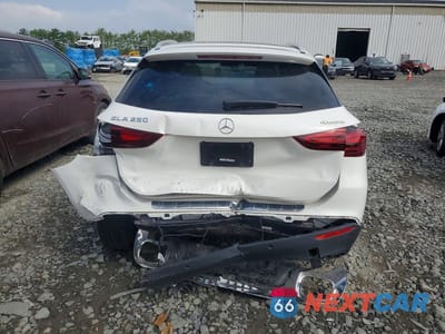 Zdjęcie 6 z 13 samochodu: 2026 MERCEDES-BENZ GLA 250 4MATIC VIN:W1N4N4HB5TJ762229 - miniatura