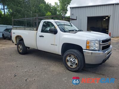 Czwarte zdjęcie samochodu z boku: 2014 CHEVROLET SILVERADO K2500 HEAVY DUTY VIN:1GC0KVCG9EF179305 - miniatura