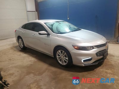 Czwarte zdjęcie samochodu z boku: 2016 CHEVROLET MALIBU LT VIN:1G1ZE5STXGF303932 - miniatura