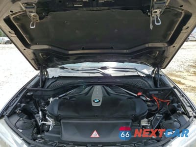 Zdjęcie 12 z 13 samochodu: 2015 BMW X5 XDRIVE50I VIN:5UXKR6C55F0J75411 - miniatura