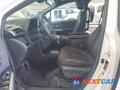 Zdjęcie 7 z 14 samochodu: 2024 TOYOTA SIENNA XSE VIN:5TDDSKFC6RS114023 - miniatura