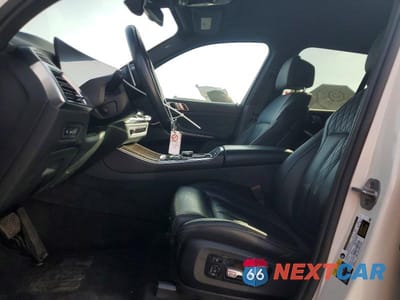 Zdjęcie 7 z 13 samochodu: 2025 BMW X5 XDRIVE50E VIN:5UX43EU0XS9Y04268 - miniatura