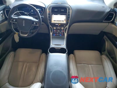 Zdjęcie 8 z 13 samochodu: 2019 LINCOLN NAUTILUS RESERVE VIN:2LMPJ6L9XKBL23241 - miniatura