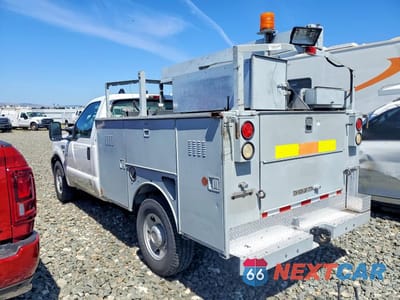 Drugie zdjęcie samochodu z przodu: 2006 FORD F350 SRW SUPER DUTY VIN:1FDSF30586EC12138 - miniatura