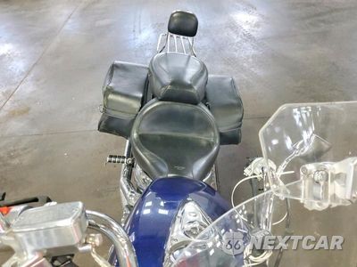 Piąte zdjęcie samochodu w środku: 2004 HONDA VT1300 S VIN:1HFSC52034A104384 - miniatura