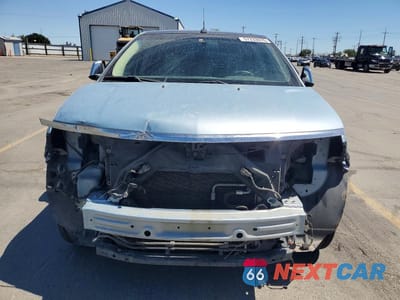 Piąte zdjęcie samochodu w środku: 2008 LINCOLN MKX VIN:2LMDU88C88BJ30430 - miniatura