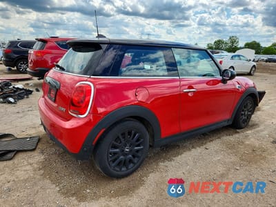 Trzecie zdjęcie samochodu z tyłu: 2019 MINI COOPER VIN:WMWXP5C56K2H31411 - miniatura