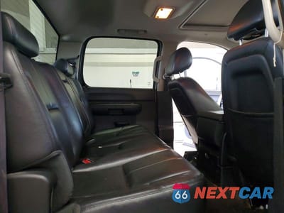 Zdjęcie 10 z 12 samochodu: 2012 GMC SIERRA K2500 SLE VIN:1GT120CG1CF167573 - miniatura