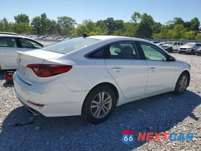 Trzecie zdjęcie samochodu z tyłu: 2016 HYUNDAI SONATA SE VIN:5NPE24AF6GH306997 - miniatura