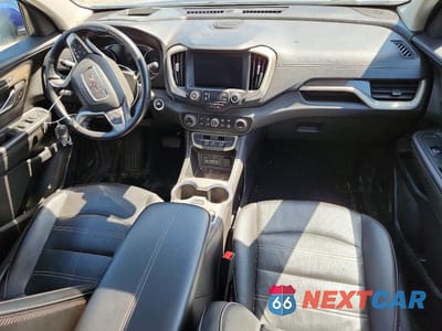 Zdjęcie 8 z 14 samochodu: 2022 GMC TERRAIN DENALI VIN:3GKALXEV3NL188231 - miniatura