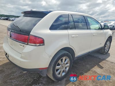Trzecie zdjęcie samochodu z tyłu: 2007 LINCOLN MKX VIN:2LMDU68C57BJ37676 - miniatura