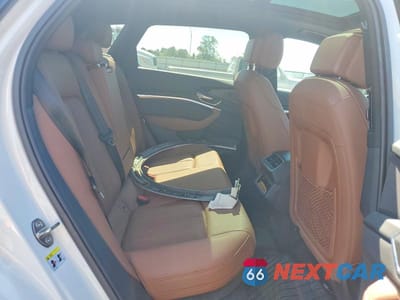 Zdjęcie 11 z 13 samochodu: 2023 AUDI E-TRON PREMIUM PLUS VIN:WA1LAAGE2PB024746 - miniatura