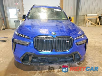 Piąte zdjęcie samochodu w środku: 2025 BMW X7 M60I VIN:5UX33EM04S9X32138 - miniatura