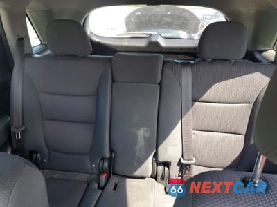 Zdjęcie 10 z 14 samochodu: 2011 KIA SORENTO LX VIN:5XYKTDA12BG099433 - miniatura