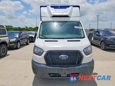 Piąte zdjęcie samochodu w środku: 2022 FORD TRANSIT T-350 VIN:1FDBW5Z80NKA01668 - miniatura