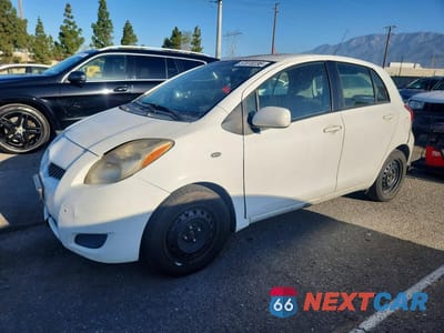 2011 TOYOTA YARIS BASE JTDKT4K36B5331721 - główne zdjęcie licytacji z USA - miniatura