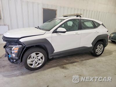 2025 HYUNDAI KONA SE KM8HACAB7SU211284 - główne zdjęcie licytacji z USA - miniatura