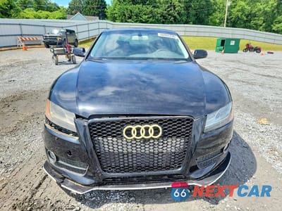 Piąte zdjęcie samochodu w środku: 2011 AUDI A5 PREMIUM PLUS VIN:WAULFAFR9BA028610 - miniatura
