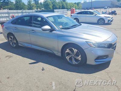 Czwarte zdjęcie samochodu z boku: 2018 HONDA ACCORD EX VIN:1HGCV1F4XJA127978 - miniatura
