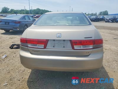 Zdjęcie 6 z 12 samochodu: 2004 HONDA ACCORD LX VIN:1HGCM56344A157919 - miniatura