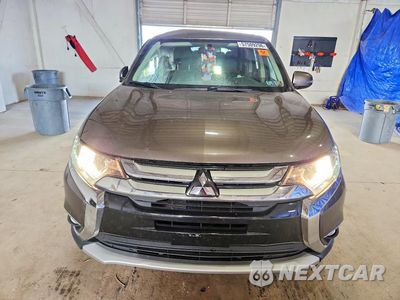 Piąte zdjęcie samochodu w środku: 2016 MITSUBISHI OUTLANDER SE VIN:JA4AZ3A30GZ017644 - miniatura