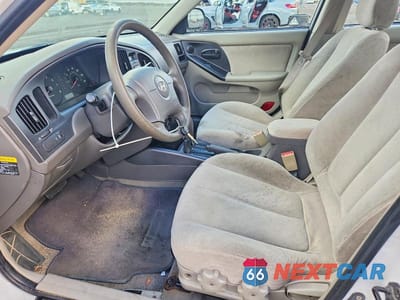 Zdjęcie 7 z 12 samochodu: 2005 HYUNDAI ELANTRA GLS VIN:KMHDN46D45U196752 - miniatura