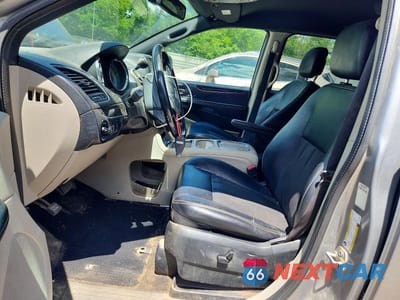 Zdjęcie 7 z 13 samochodu: 2019 DODGE GRAND CARAVAN SXT VIN:2C4RDGCG9KR717454 - miniatura