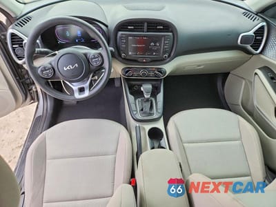 Zdjęcie 8 z 13 samochodu: 2024 KIA SOUL VIN:KNDJ23AU2R7907788 - miniatura