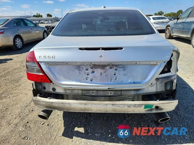 Zdjęcie 6 z 13 samochodu: 2007 MERCEDES-BENZ E 550 VIN:WDBUF72X97B036673 - miniatura