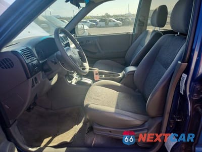 Zdjęcie 7 z 12 samochodu: 2003 ISUZU RODEO S VIN:4S2CK58W834306717 - miniatura