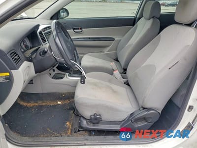 Zdjęcie 7 z 13 samochodu: 2009 HYUNDAI ACCENT SE VIN:KMHCN36C29U134642 - miniatura