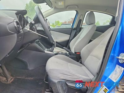 Zdjęcie 7 z 12 samochodu: 2019 TOYOTA YARIS L VIN:3MYDLBYV8KY521739 - miniatura
