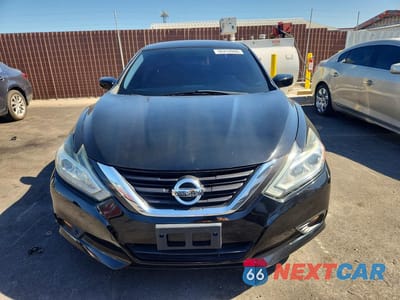 Piąte zdjęcie samochodu w środku: 2018 NISSAN ALTIMA 2.5 SV VIN:1N4AL3APXJC198634 - miniatura