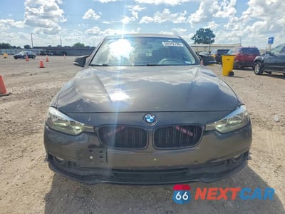 Piąte zdjęcie samochodu w środku: 2016 BMW 320 I VIN:WBA8E1G51GNT35161 - miniatura