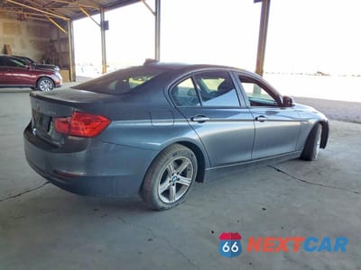 Trzecie zdjęcie samochodu z tyłu: 2015 BMW 320 I VIN:WBA3B1C53FK140204 - miniatura