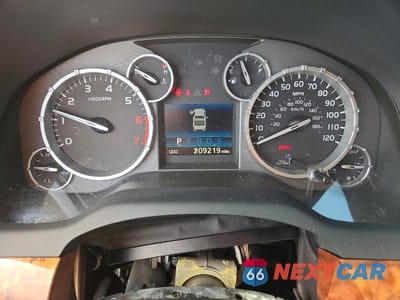 Zdjęcie 9 z 12 samochodu: 2014 TOYOTA TUNDRA CREWMAX PLATINUM VIN:5TFAY5F14EX392733 - miniatura